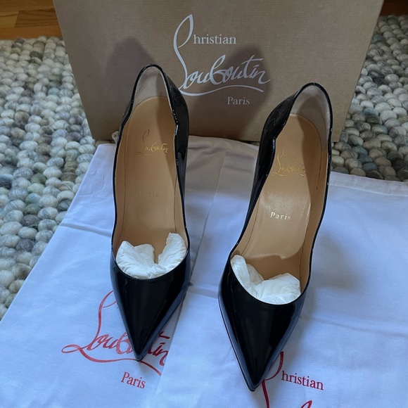Christian Louboutin Black Hot Chick 100 Patent leather pumps - Picture 4 of 11